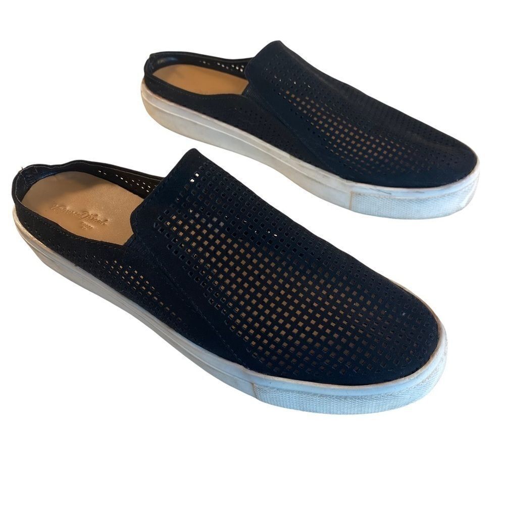 Universal Thread Slide Sneakers Black Perforated - Picture 3 of 7